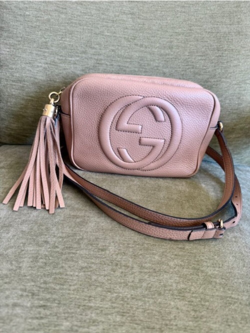 GUCCI Soho Disco Beige Calfskin Leather Crossbody Bag